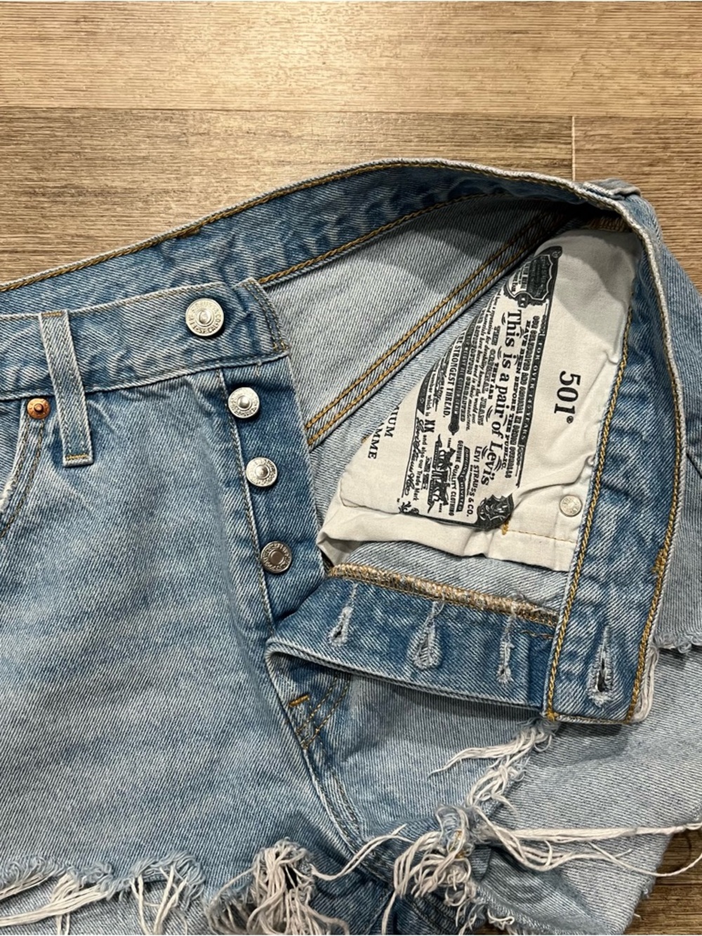 Levi’s 501 Cutoff Distressed Denim Shorts - Picture 4 of 5